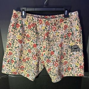 Women’s Teddy Fresh Grandma Floral Beige Shorts Sz M